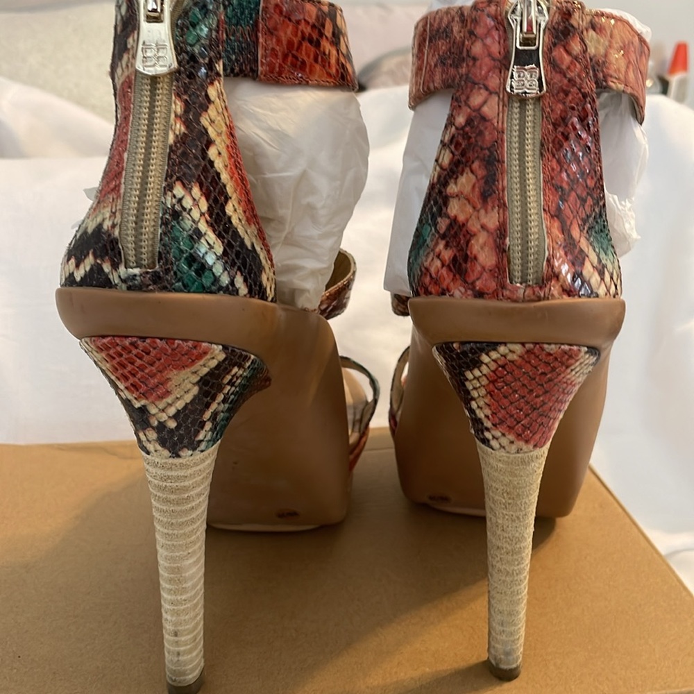 Authentic Bcbgmaxazria, Multicolored Python Embos… - image 4